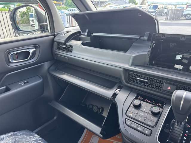 ホンダ ステップワゴン １．５ スパーダ R7年 (近畿) 99