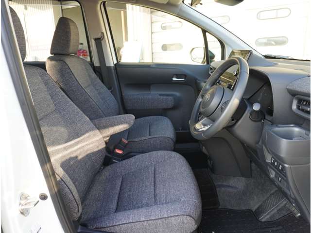 トヨタ シエンタ　ハイブリッド ハイブリッド １．５ Ｚ R5年 (九州・沖縄) 99