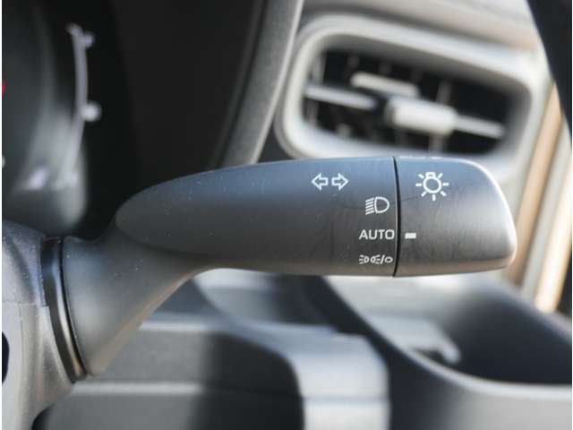 トヨタ シエンタ　ハイブリッド ハイブリッド １．５ Ｚ R5年 (九州・沖縄) 99