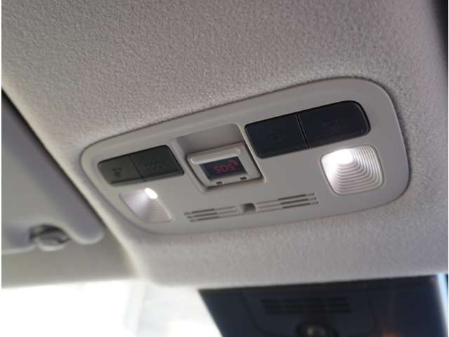 トヨタ シエンタ　ハイブリッド ハイブリッド １．５ Ｚ R5年 (九州・沖縄) 99