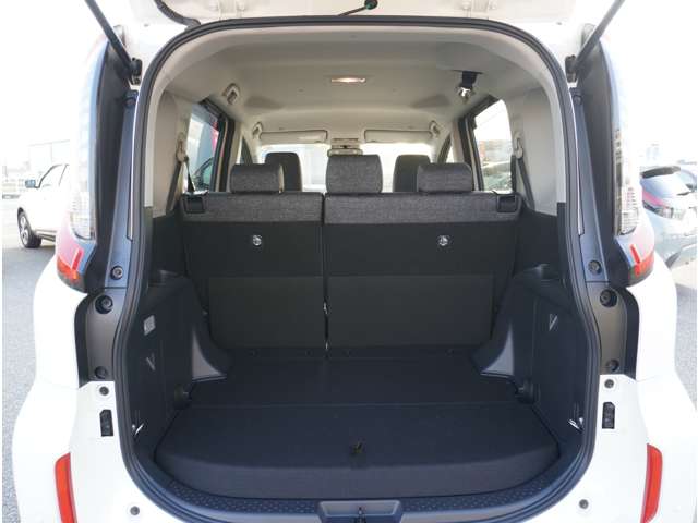 トヨタ シエンタ　ハイブリッド ハイブリッド １．５ Ｚ R5年 (九州・沖縄) 99