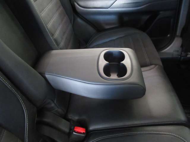 三菱 アウトランダーＰＨＥＶ ２．０ Ｇ ナビパッケージ ４ＷＤ H27年 () 99