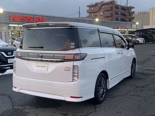 日産 エルグランド ２．５ ２５０ハイウェイスターＳ アーバンクロム ４ＷＤ R2年 () 99