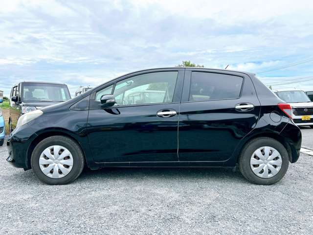 トヨタ ヴィッツ １．０ Ｆ H25年 (九州・沖縄) 99