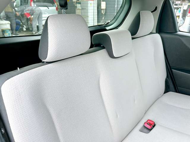 トヨタ ヴィッツ １．０ Ｆ H25年 (九州・沖縄) 99