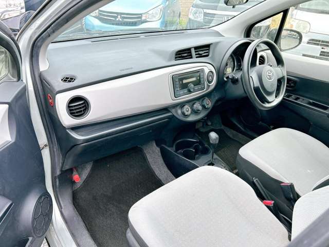 トヨタ ヴィッツ １．０ Ｆ H25年 (九州・沖縄) 99