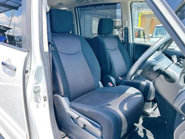 日産 セレナ ２．０ ハイウェイスター Ｓ－ＨＹＢＲＩＤ Ｖセレクション H25年 (九州・沖縄) 99