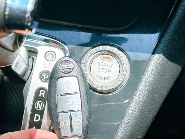 日産 セレナ ２．０ ハイウェイスター Ｓ－ＨＹＢＲＩＤ Ｖセレクション H25年 (九州・沖縄) 99