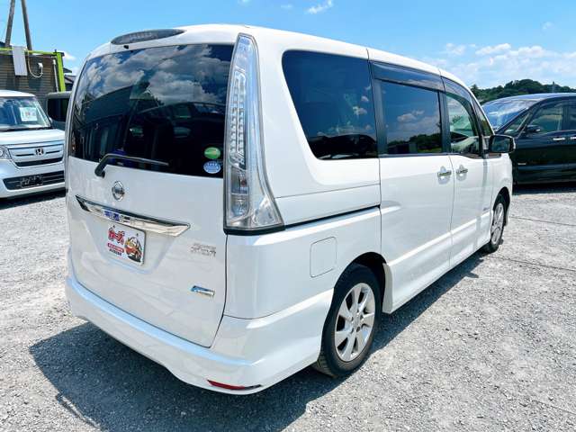 日産 セレナ ２．０ ハイウェイスター Ｓ－ＨＹＢＲＩＤ Ｖセレクション H25年 (九州・沖縄) 99