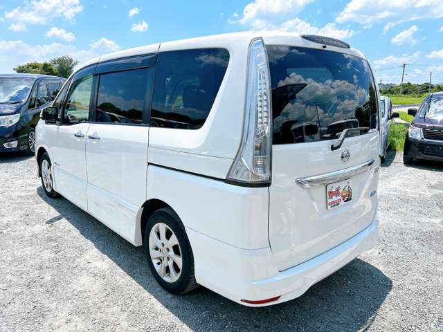 日産 セレナ ２．０ ハイウェイスター Ｓ－ＨＹＢＲＩＤ Ｖセレクション H25年 (九州・沖縄) 99
