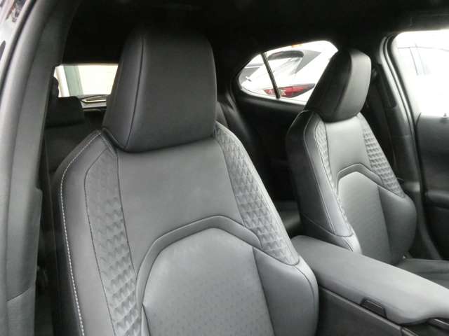 レクサス ＵＸ２５０ｈ バージョンＣ R1年 (関東) 99