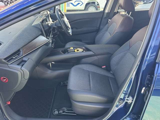 日産 ノートオーラ １．２ Ｇ R4年 () 99