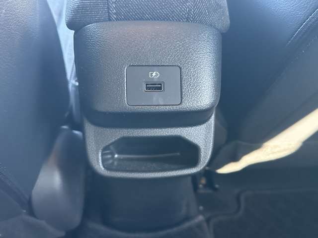 日産 ノートオーラ １．２ Ｇ R4年 () 99