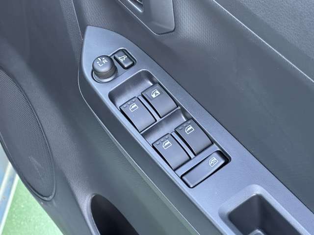 トヨタ ピクシス　エポック ６６０ Ｘ ＳＡＩＩＩ R1年 (東海) 99