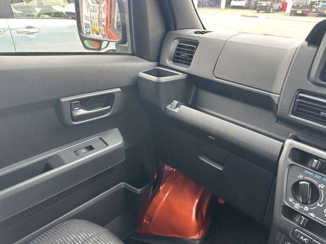 ダイハツ ハイゼットカーゴ ６６０ デラックス ４ＷＤ R6年 (東海) 99