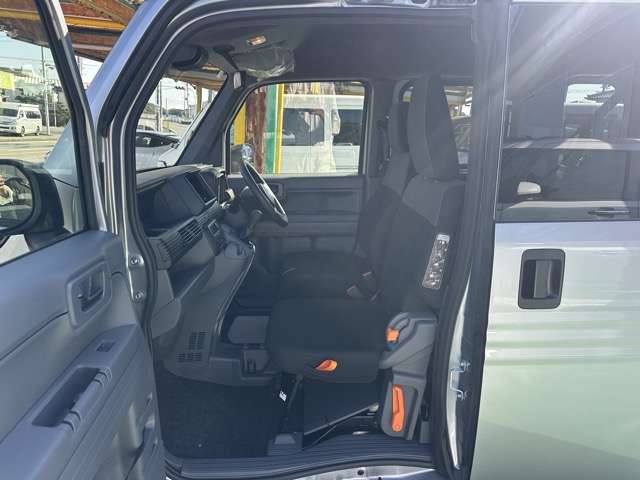 ホンダ Ｎ−ＶＡＮ ６６０ Ｇ ４ＷＤ R7年 (東海) 99