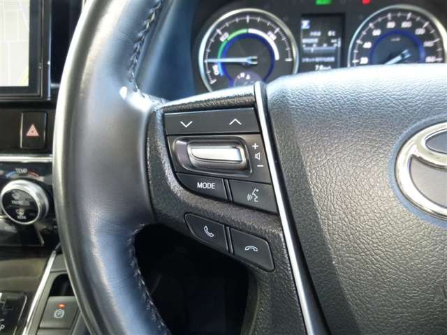 トヨタ ヴェルファイア　ハイブリッド ハイブリッド ２．５ ＺＲ Ｅ－ＦＯＵＲ ４ＷＤ R1年 () 99