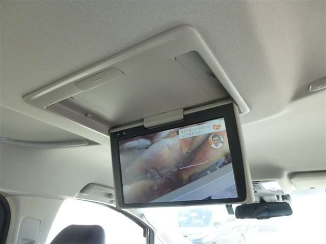 トヨタ ヴェルファイア　ハイブリッド ハイブリッド ２．５ ＺＲ Ｅ－ＦＯＵＲ ４ＷＤ R1年 () 99