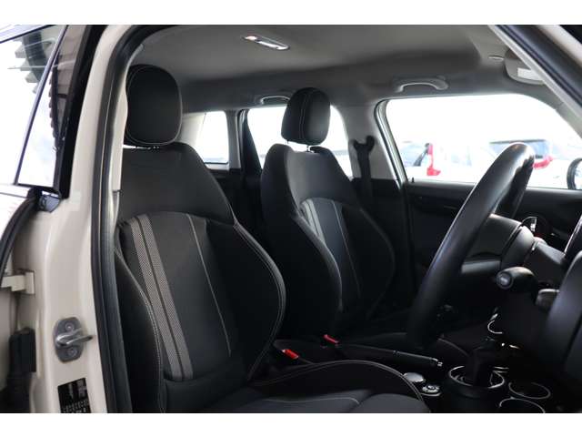 ミニ ミニ クーパーＳ ５ドア H28年 (近畿) 99