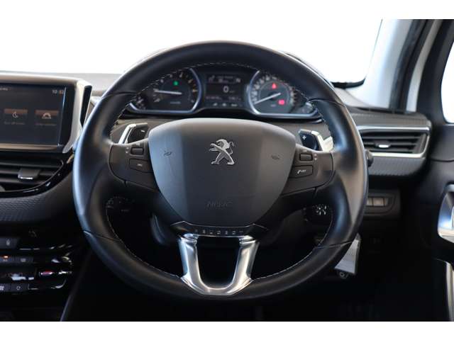 プジョー ２００８ レザーエディション H28年 (近畿) 99