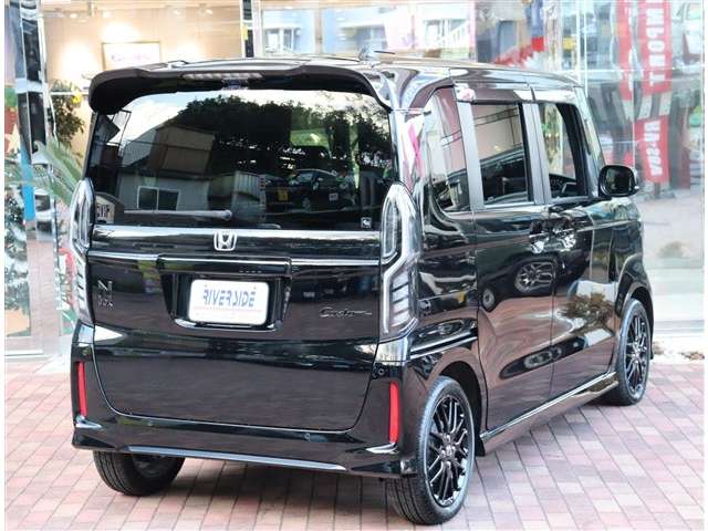 ホンダ Ｎ　ＢＯＸ カスタム ６６０ Ｌ ターボ スタイルプラス ブラック R4年 (関東) 99