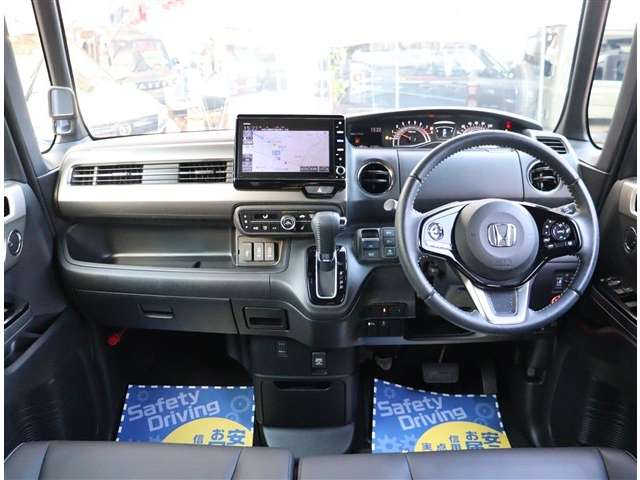 ホンダ Ｎ　ＢＯＸ カスタム ６６０ Ｌ ターボ スタイルプラス ブラック R4年 (関東) 99