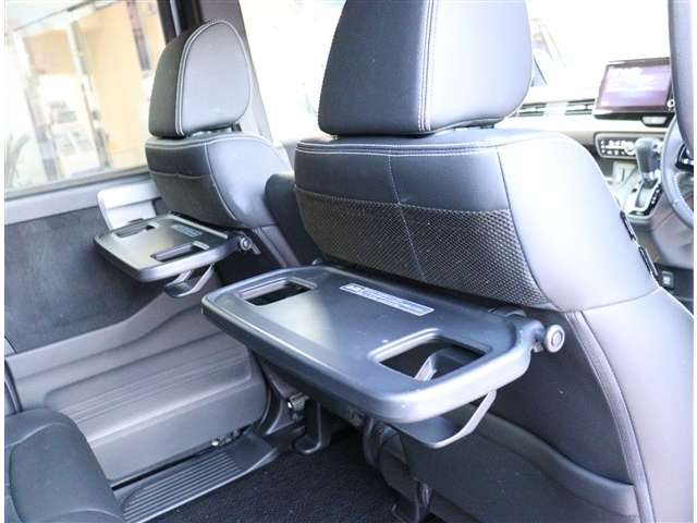 ホンダ Ｎ　ＢＯＸ カスタム ６６０ Ｌ ターボ スタイルプラス ブラック R4年 (関東) 99