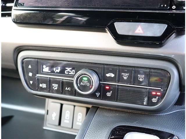 ホンダ Ｎ　ＢＯＸ カスタム ６６０ Ｌ ターボ スタイルプラス ブラック R4年 (関東) 99