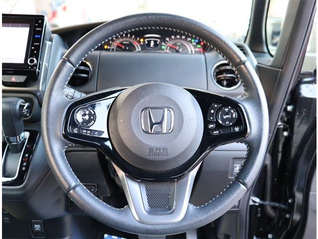 ホンダ Ｎ　ＢＯＸ カスタム ６６０ Ｌ ターボ スタイルプラス ブラック R4年 (関東) 99