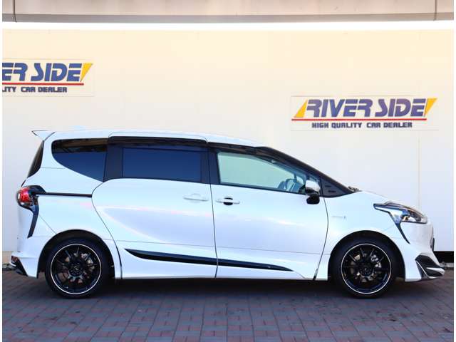 トヨタ シエンタ　ハイブリッド ハイブリッド １．５ Ｇ クエロ R2年 (関東) 99