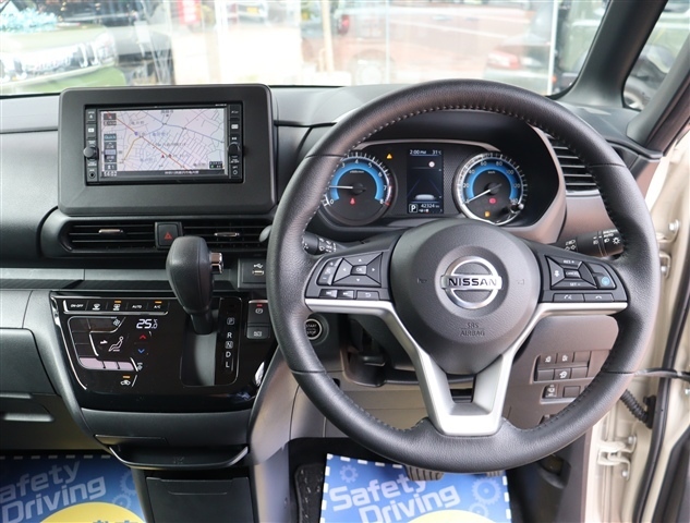 日産 ルークス ６６０ ハイウェイスターＧターボ プロパイロット エディション R4年 (関東) 99