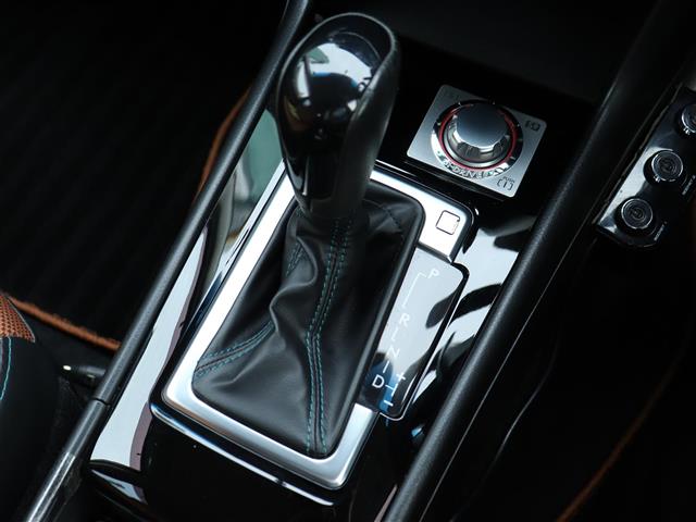 スバル エクシーガ　クロスオーバー７ ２．５ Ｉ アイサイト ４ＷＤ H28年 (関東) 99