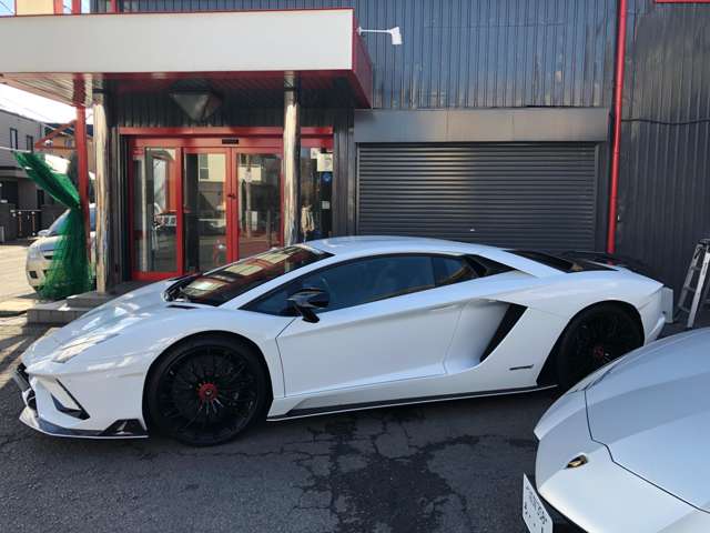 ランボルギーニ アヴェンタドール Ｓ ４ＷＤ R1年 (関東) 99