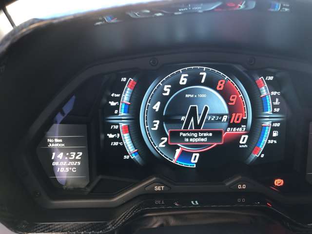 ランボルギーニ アヴェンタドール Ｓ ４ＷＤ R1年 (関東) 99