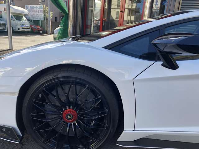 ランボルギーニ アヴェンタドール Ｓ ４ＷＤ R1年 (関東) 99