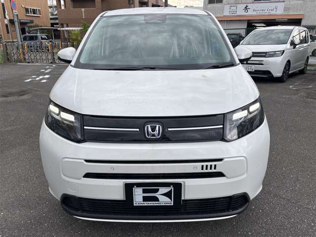 ホンダ フリード　ハイブリッド １．５ Ｅ：ＨＥＶ エアー ＥＸ R7年 (近畿) 99