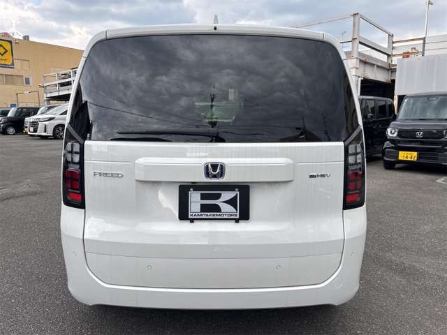 ホンダ フリード　ハイブリッド １．５ Ｅ：ＨＥＶ エアー ＥＸ R7年 (近畿) 99