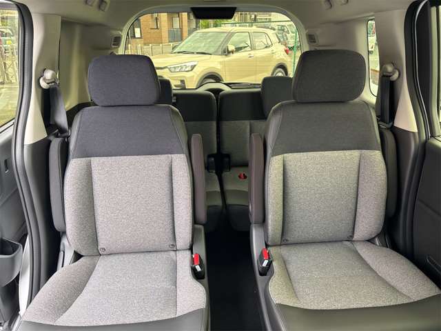 ホンダ フリード　ハイブリッド １．５ Ｅ：ＨＥＶ エアー ＥＸ R7年 (近畿) 99