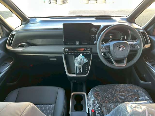 トヨタ ノア １．８ ハイブリッド Ｓ－Ｚ R7年 (東海) 99