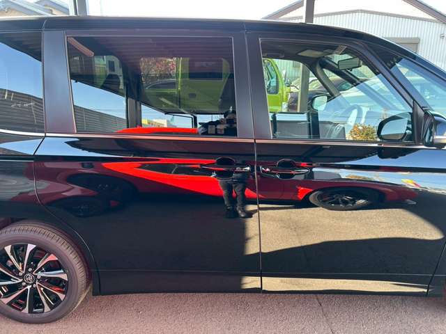 トヨタ ノア １．８ ハイブリッド Ｓ－Ｚ R7年 (東海) 99