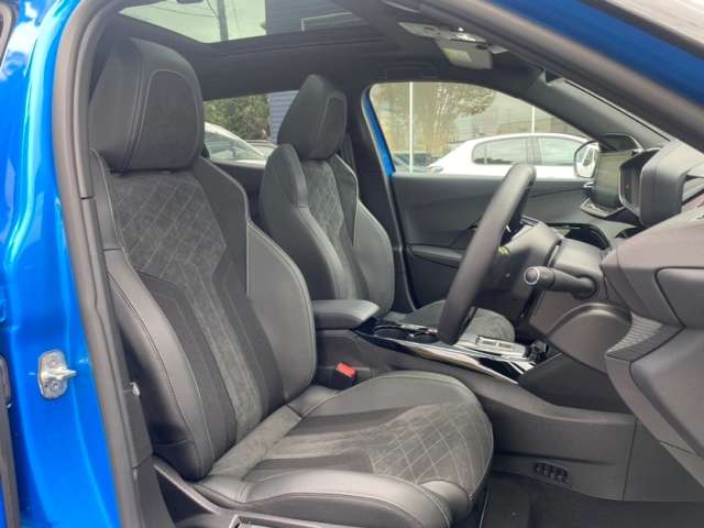 プジョー ｅ−２００８ ＧＴ R7年 () 99