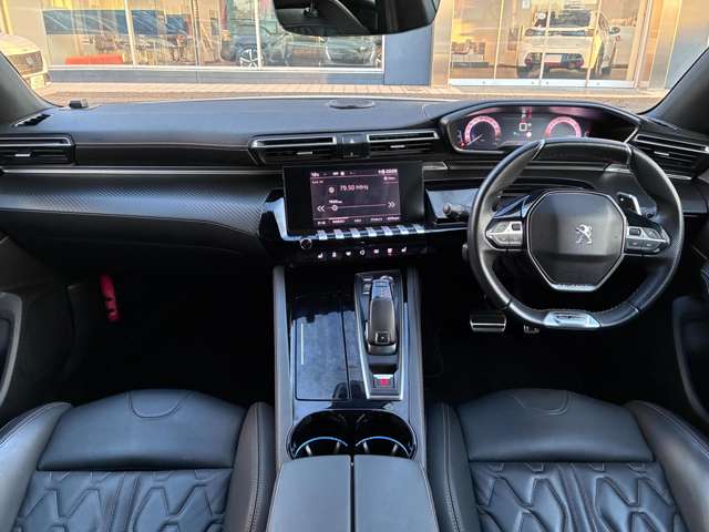 プジョー ５０８ ＧＴライン　プレミアムレザーエディション R2年 () 99