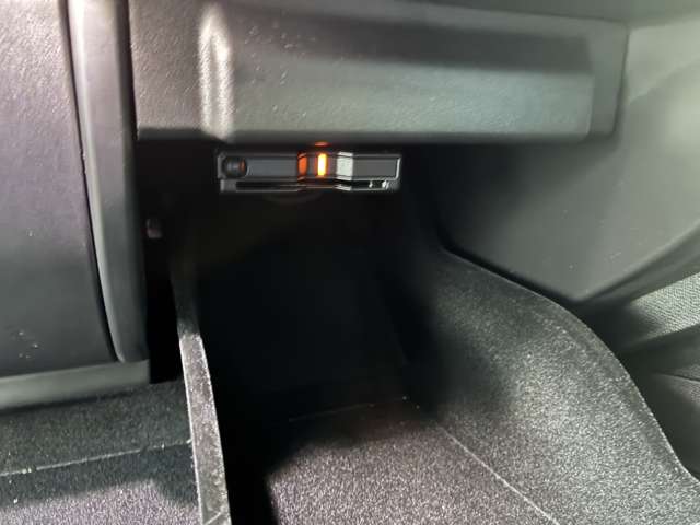 プジョー ５０８ ＧＴライン　プレミアムレザーエディション R2年 () 99