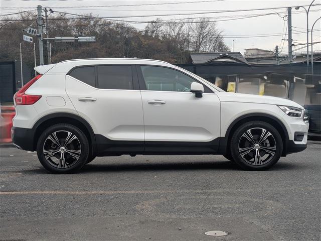 ボルボ ＸＣ４０ Ｔ４ ＡＷＤ インスクリプション ４ＷＤ R2年 (東北) 99