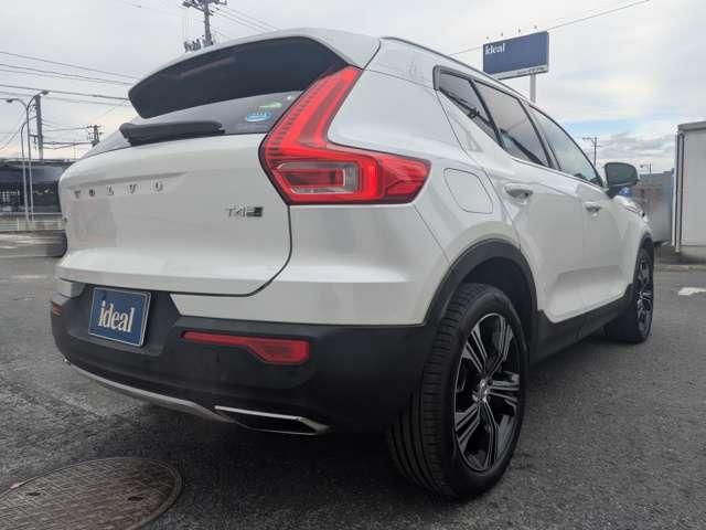 ボルボ ＸＣ４０ Ｔ４ ＡＷＤ インスクリプション ４ＷＤ R2年 (東北) 99