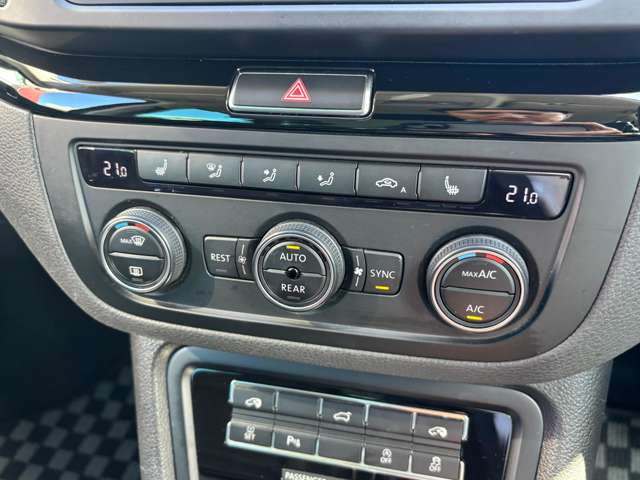 フォルクスワーゲン シャラン ＴＤＩ ハイライン ディーゼルターボ R2年 (東北) 99