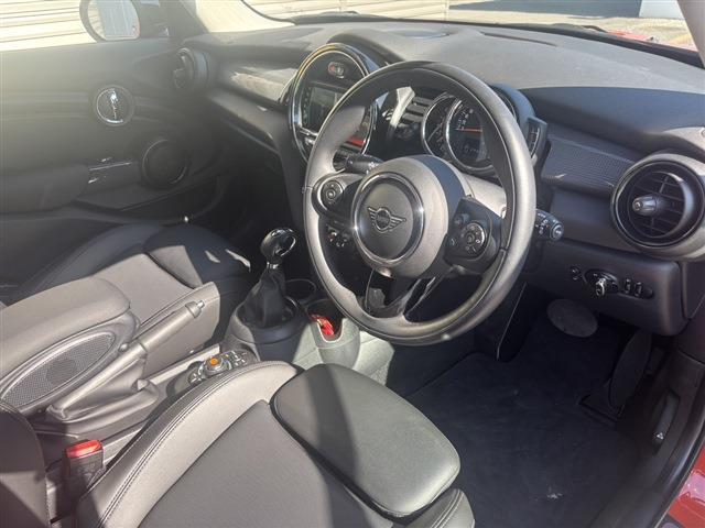 ミニ ミニ クーパーＤ ５ドア R2年 (東北) 99