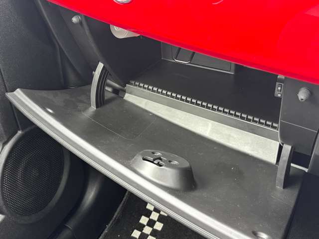 フィアット ５００（チンクエチェント） １．２ ポップ H30年 (東北) 99