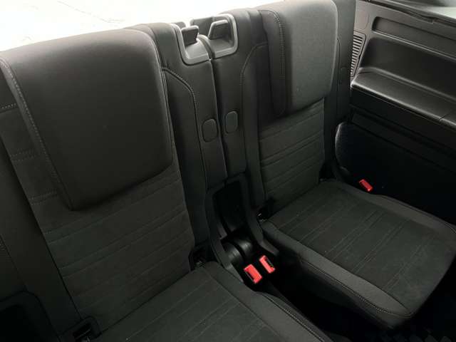 フォルクスワーゲン ゴルフトゥーラン ＴＤＩ ハイライン ディーゼルターボ R1年 (東北) 99