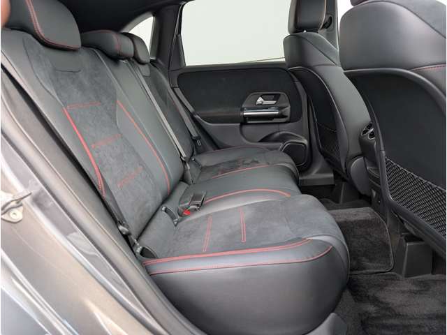 メルセデスベンツ Ｂクラス Ｂ２００Ｄ ＡＭＧライン ディーゼルターボ R4年 (東北) 99